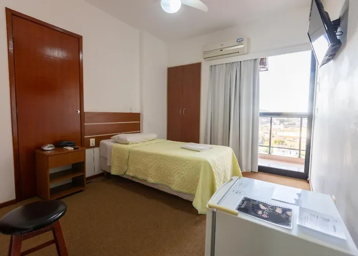Hotel Minas Tower Leopoldina By Samba